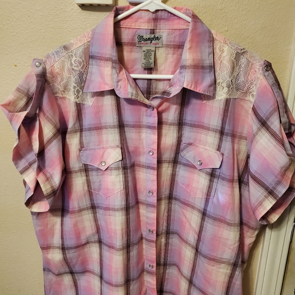 Womans plus size shirt